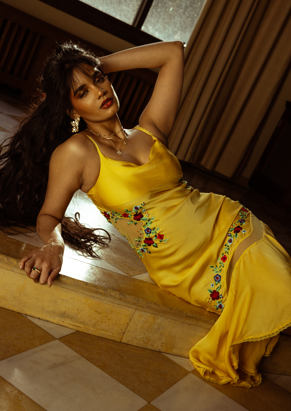 Embroidered Yellow Midi Dress Svarini Embroidered Yellow Midi Dress Svarini